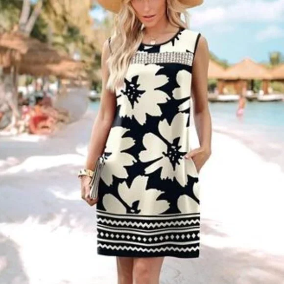 Women’s Black & White Lace Tank Dress Sleeveless Loose Fit Dress with Pockets - Picture 3 of 6